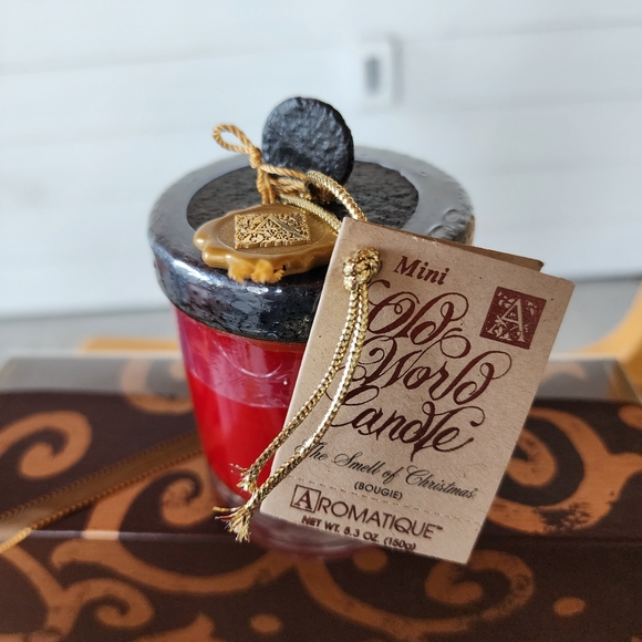 Aromatique red candle - Picture 4 of 5